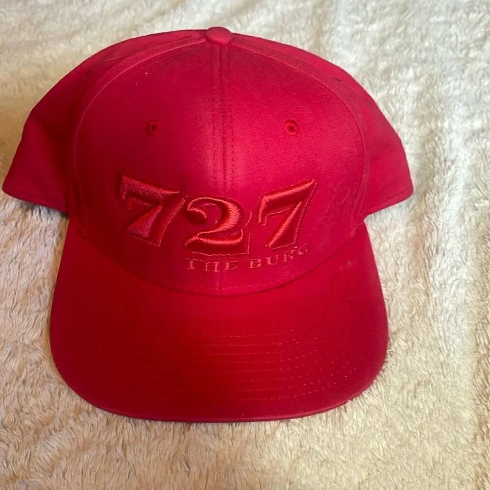727 The burg hat